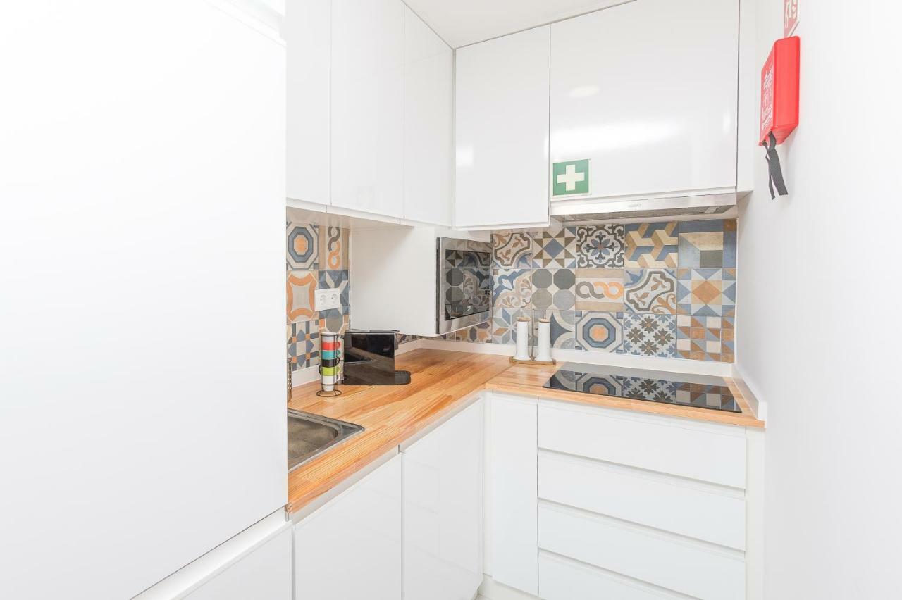 Vieira Apartments III セトゥーバル エクステリア 写真