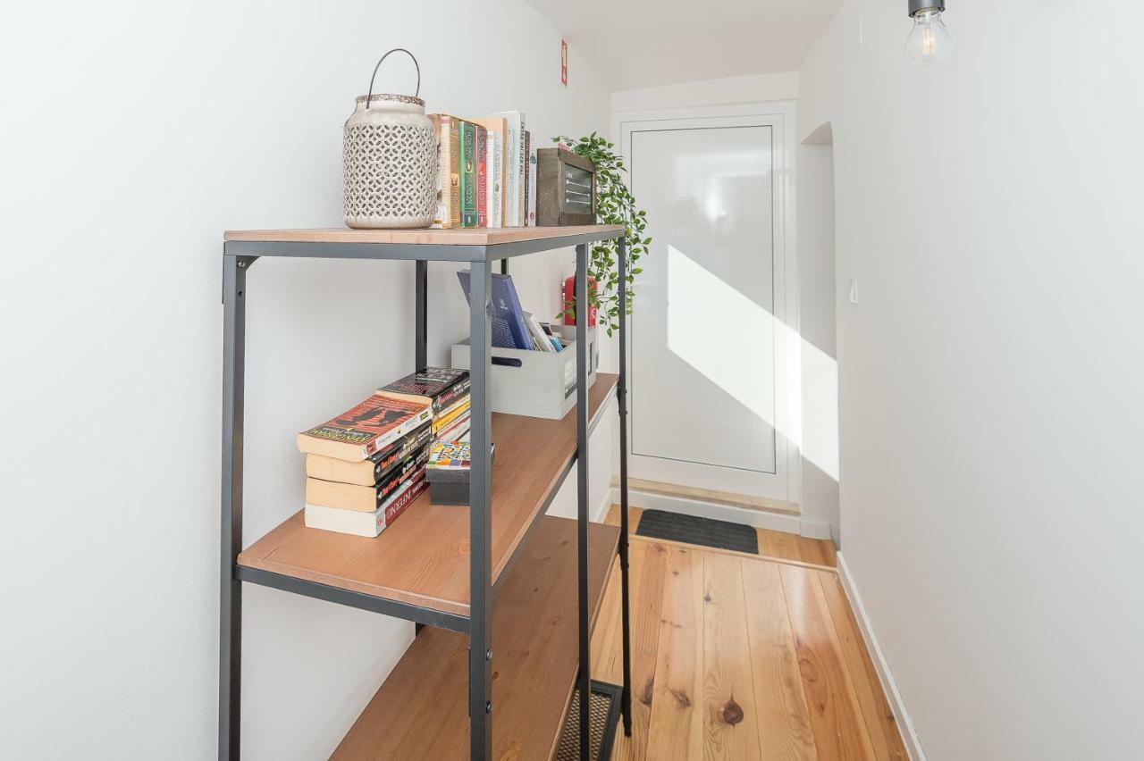 Vieira Apartments III セトゥーバル エクステリア 写真